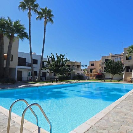 Taniandres Apartments Паралімні Екстер'єр фото